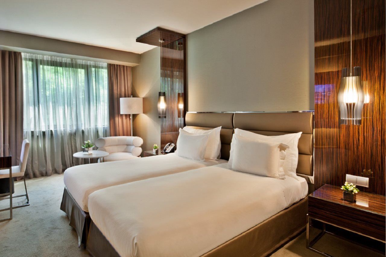 Altis Grand Hotel Lisbon Exterior photo A room at the InterContinental London The O2
